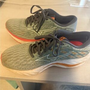 Mizuno Wave Inspire 18 Running Shoes